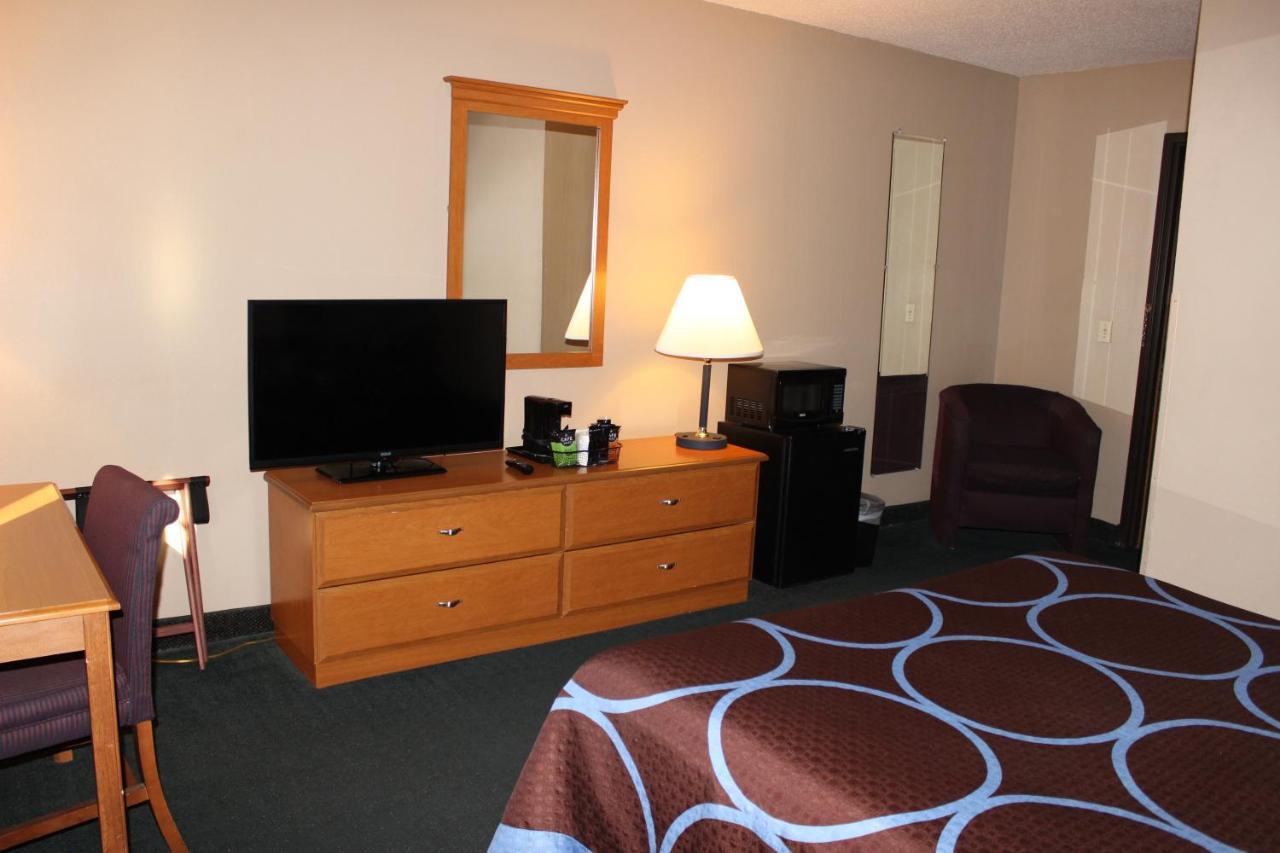 Hotel Super 8 By Wyndham East Stroudsburg - Poconos Zewnętrze zdjęcie
