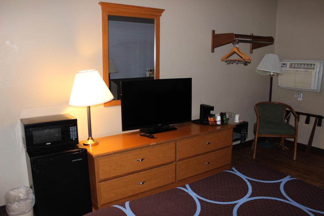 Hotel Super 8 By Wyndham East Stroudsburg - Poconos Zewnętrze zdjęcie