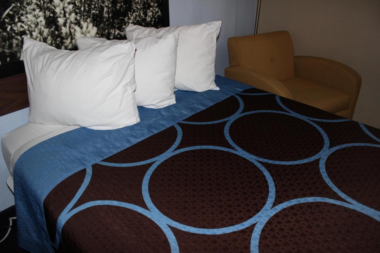 Hotel Super 8 By Wyndham East Stroudsburg - Poconos Zewnętrze zdjęcie
