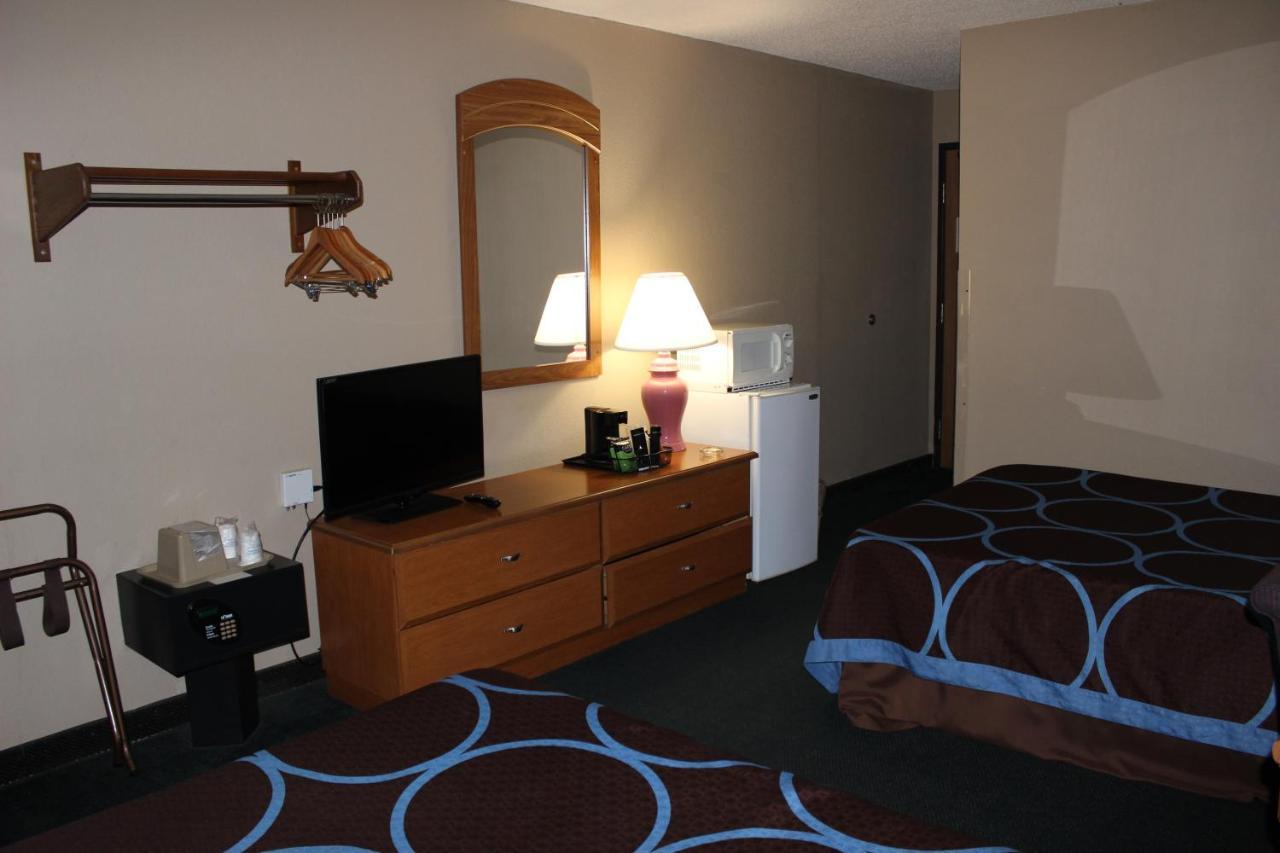 Hotel Super 8 By Wyndham East Stroudsburg - Poconos Zewnętrze zdjęcie